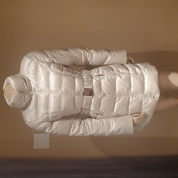 bebe Jackets & Blazers - BEBE Down Shimmery Pearl Feather Filled Puffer Belted Coat Jacket Utility